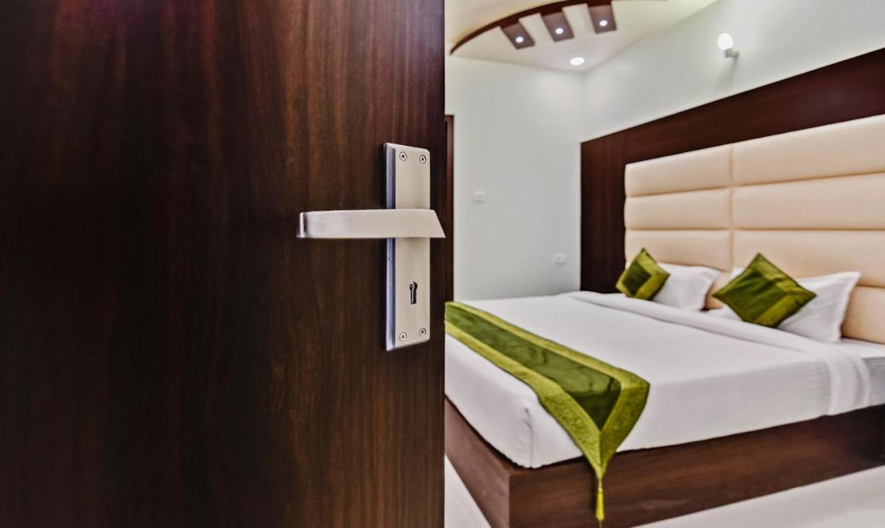 Hotel Treebo Resto- Near Lucknow Railway Station Exteriér fotografie
