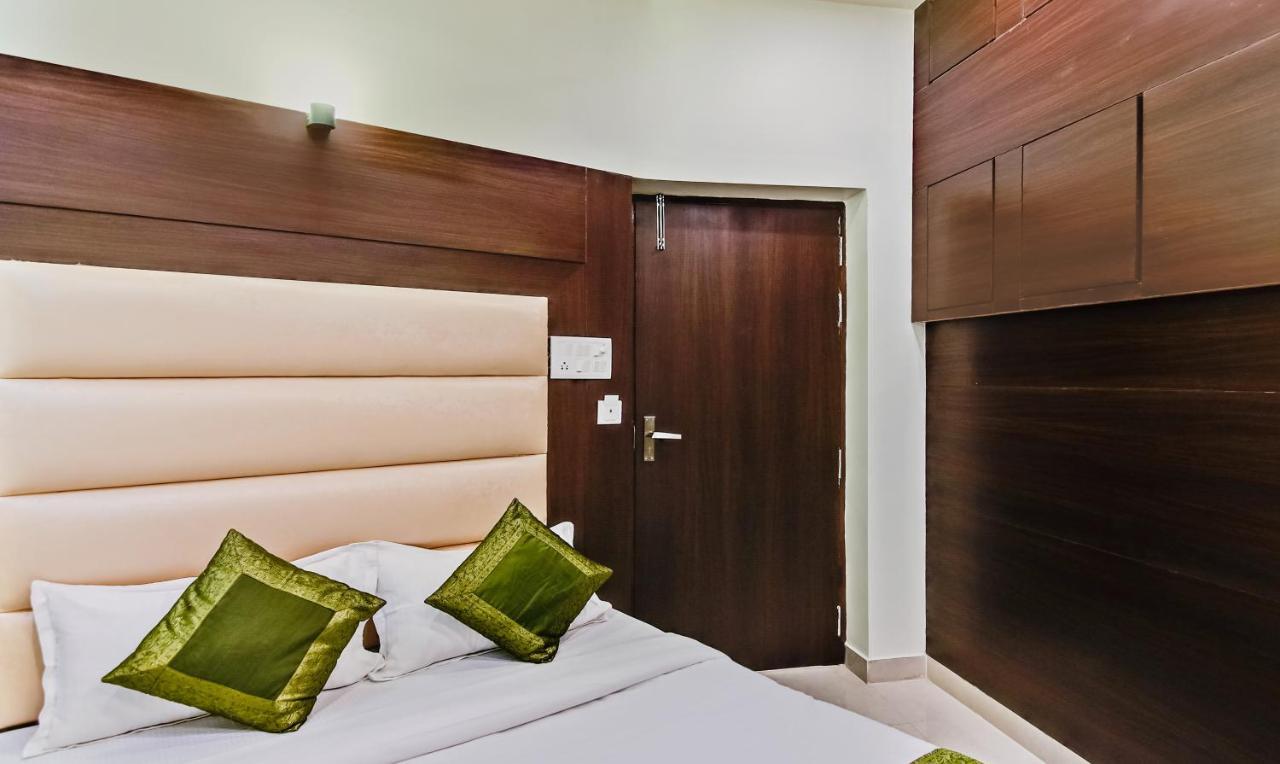 Hotel Treebo Resto- Near Lucknow Railway Station Exteriér fotografie