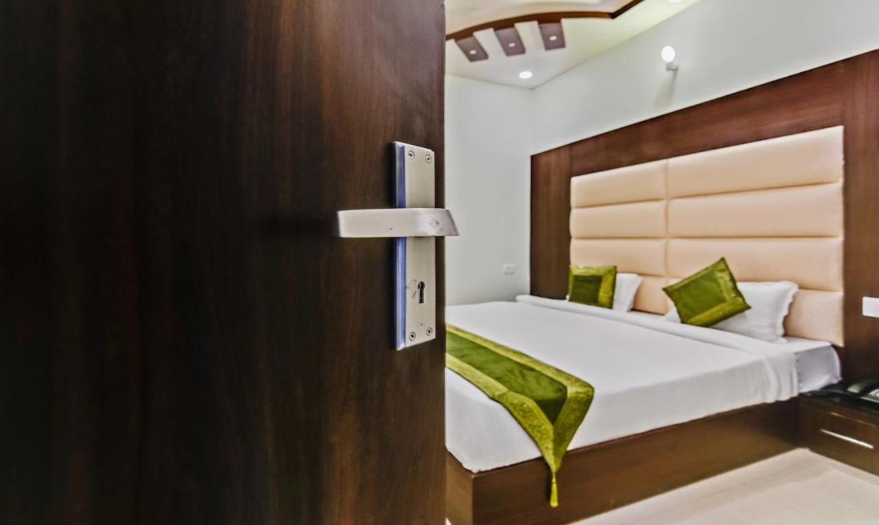 Hotel Treebo Resto- Near Lucknow Railway Station Exteriér fotografie